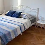 Niko - Self Check - In Apartamento *