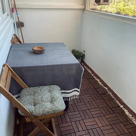 Niko - Self Check - In Apartman